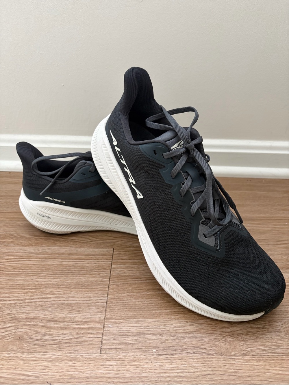 Altra Men’s Experience Flow 2 Running Shoes